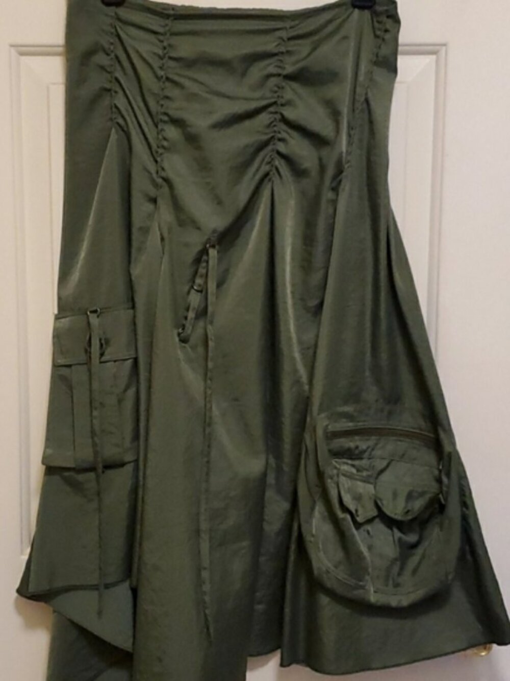 Vintage Carling in Love satin cargo skirt olive T3